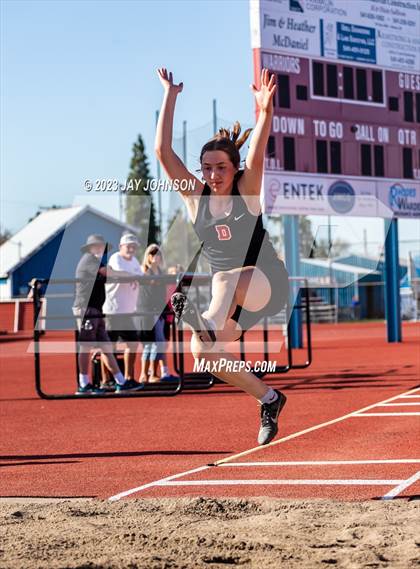 Thumbnail 3 in Rob Allen Twilight Invitational (Long Jump) photogallery.