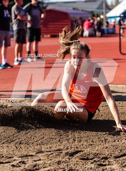 Thumbnail 2 in Rob Allen Twilight Invitational (Long Jump) photogallery.