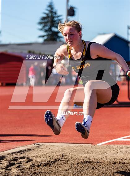 Thumbnail 2 in Rob Allen Twilight Invitational (Long Jump) photogallery.