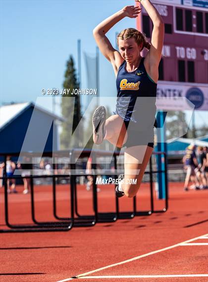 Thumbnail 1 in Rob Allen Twilight Invitational (Long Jump) photogallery.
