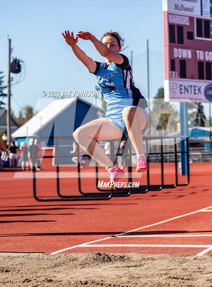 Thumbnail 3 in Rob Allen Twilight Invitational (Long Jump) photogallery.