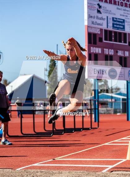 Thumbnail 2 in Rob Allen Twilight Invitational (Long Jump) photogallery.