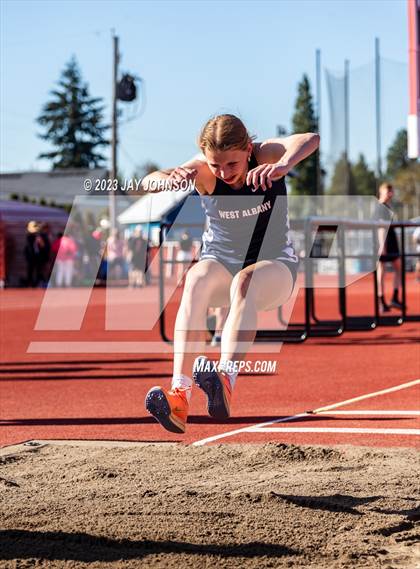 Thumbnail 1 in Rob Allen Twilight Invitational (Long Jump) photogallery.