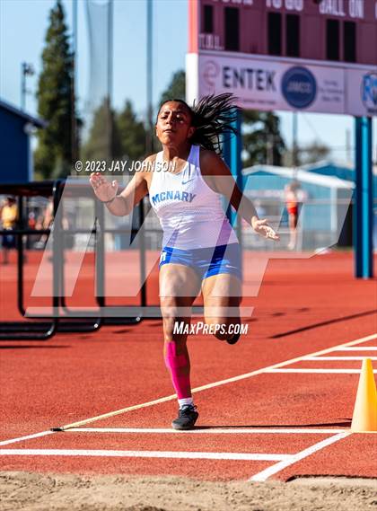 Thumbnail 3 in Rob Allen Twilight Invitational (Long Jump) photogallery.