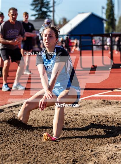 Thumbnail 3 in Rob Allen Twilight Invitational (Long Jump) photogallery.