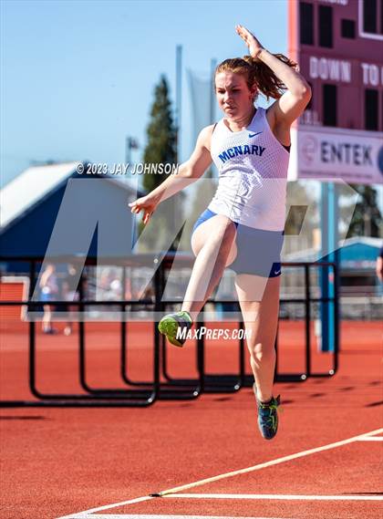 Thumbnail 3 in Rob Allen Twilight Invitational (Long Jump) photogallery.