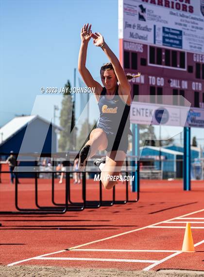 Thumbnail 1 in Rob Allen Twilight Invitational (Long Jump) photogallery.