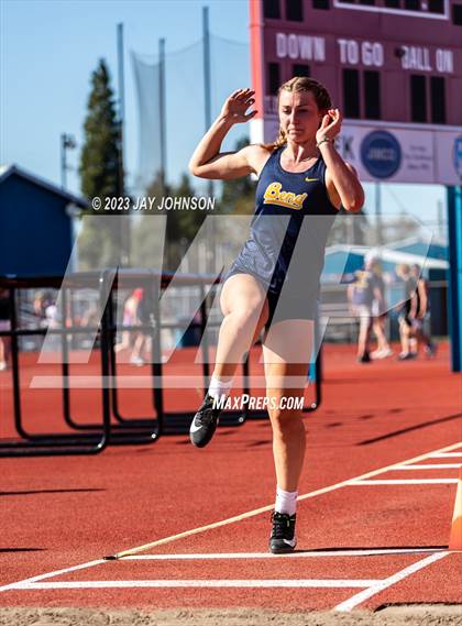 Thumbnail 2 in Rob Allen Twilight Invitational (Long Jump) photogallery.