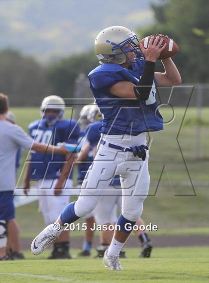 Thumbnail 2 in Station Camp @ Brentwood (Scrimmage) photogallery.