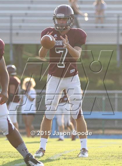 Thumbnail 2 in Station Camp @ Brentwood (Scrimmage) photogallery.