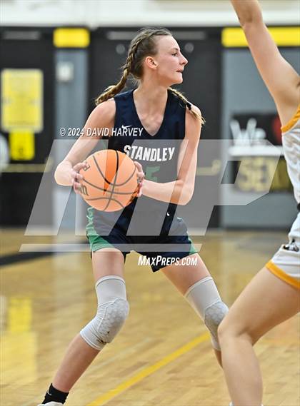 Thumbnail 2 in  Standley Lake vs Green Mountain (CHSAA 5A Sweet 16) photogallery.