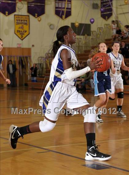 Thumbnail 1 in Rocky Point @ Islip photogallery.