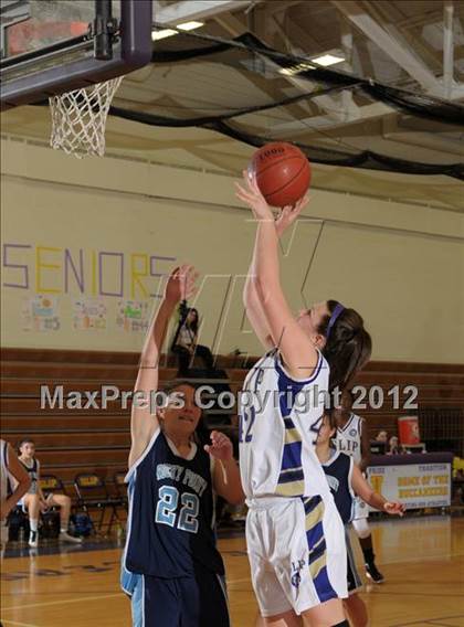 Thumbnail 1 in Rocky Point @ Islip photogallery.
