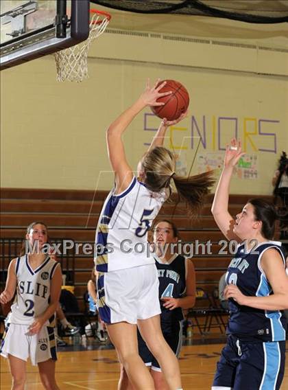 Thumbnail 1 in Rocky Point @ Islip photogallery.