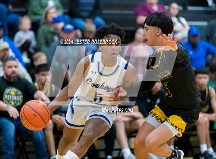 Thumbnail 2 in Edna vs. Lytle (UIL 3A Area Playoffs) photogallery.