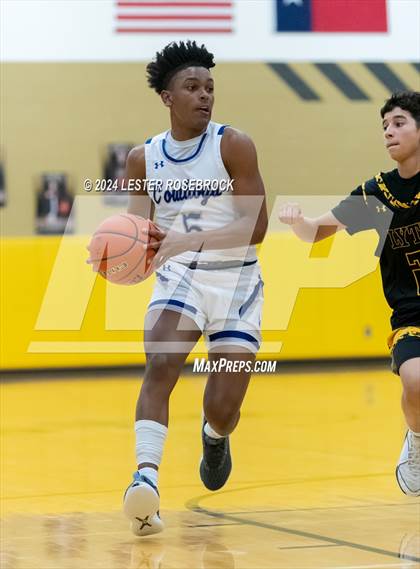 Thumbnail 1 in Edna vs. Lytle (UIL 3A Area Playoffs) photogallery.