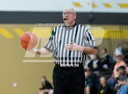 Thumbnail 1 in Edna vs. Lytle (UIL 3A Area Playoffs) photogallery.