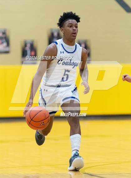 Thumbnail 3 in Edna vs. Lytle (UIL 3A Area Playoffs) photogallery.