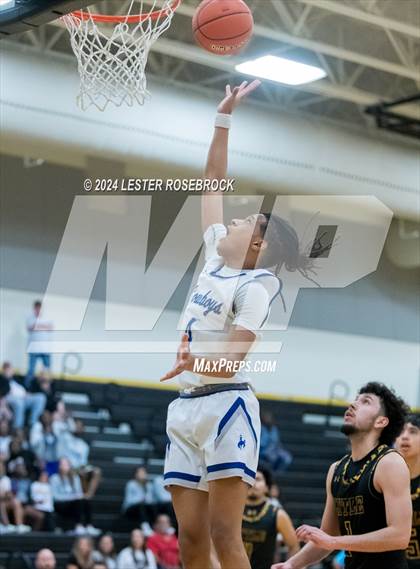 Thumbnail 3 in Edna vs. Lytle (UIL 3A Area Playoffs) photogallery.