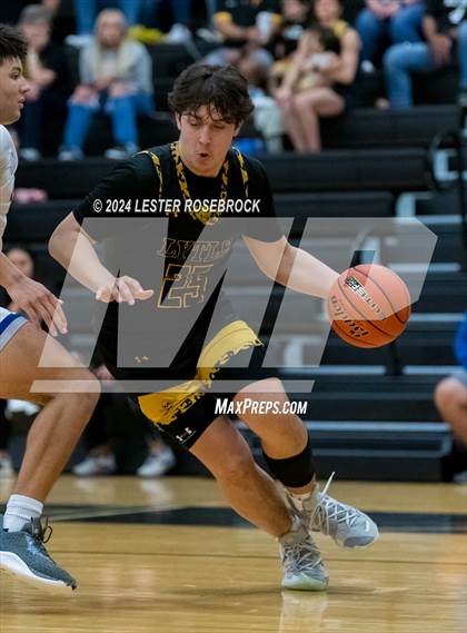 Thumbnail 1 in Edna vs. Lytle (UIL 3A Area Playoffs) photogallery.