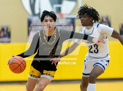 Thumbnail 2 in Edna vs. Lytle (UIL 3A Area Playoffs) photogallery.