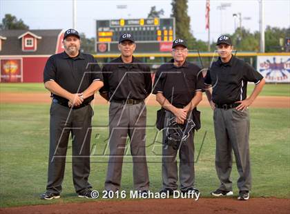 Thumbnail 2 in Redwood vs. Tehachapi (CIF Central Section Div II Final) photogallery.