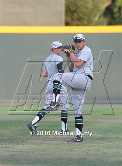 Thumbnail 1 in Redwood vs. Tehachapi (CIF Central Section Div II Final) photogallery.