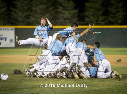 Thumbnail 1 in Redwood vs. Tehachapi (CIF Central Section Div II Final) photogallery.