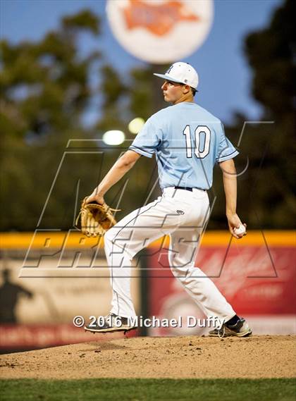 Thumbnail 1 in Redwood vs. Tehachapi (CIF Central Section Div II Final) photogallery.