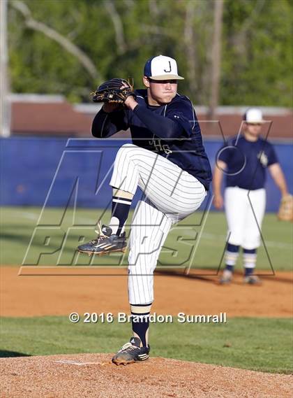 Thumbnail 1 in Central @ Jemison photogallery.