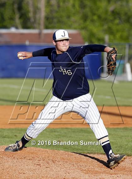Thumbnail 1 in Central @ Jemison photogallery.