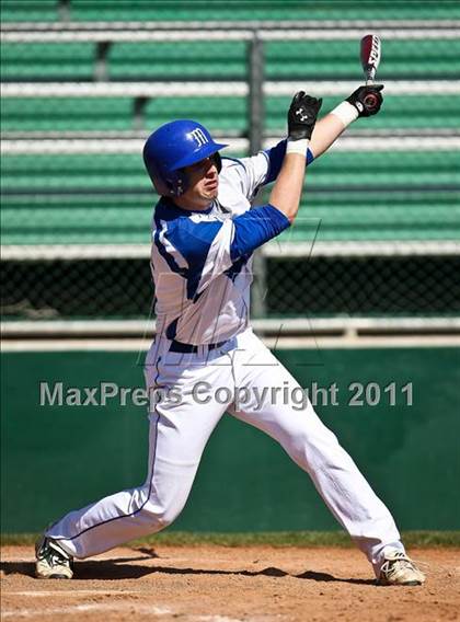 Thumbnail 1 in Midlothian vs. WT White (Robert Dulin Memorial) photogallery.