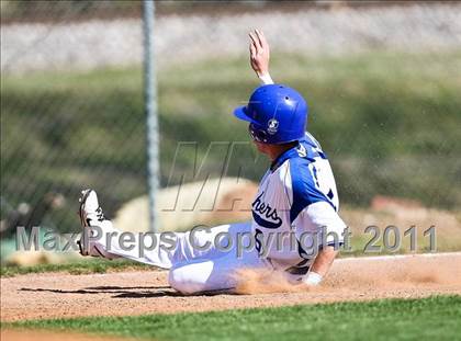Thumbnail 3 in Midlothian vs. WT White (Robert Dulin Memorial) photogallery.