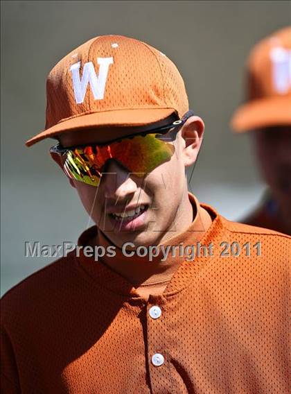 Thumbnail 3 in Midlothian vs. WT White (Robert Dulin Memorial) photogallery.