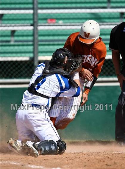Thumbnail 2 in Midlothian vs. WT White (Robert Dulin Memorial) photogallery.