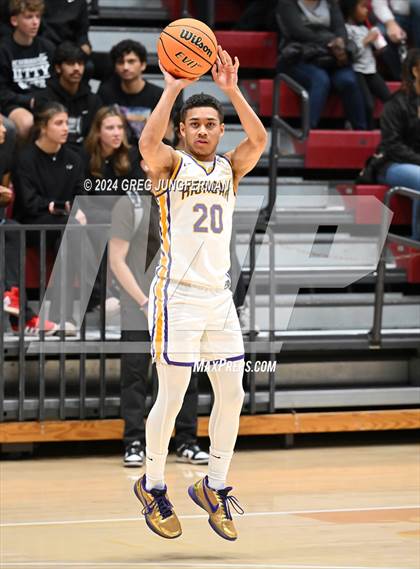 Thumbnail 3 in Archbishop Riordan vs. Archbishop Mitty (CIF CCS Open Final)  photogallery.