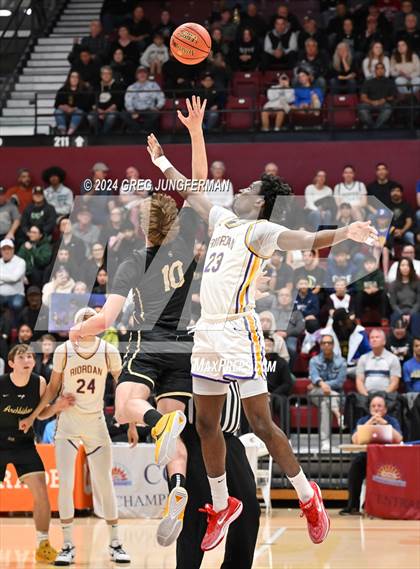Thumbnail 1 in Archbishop Riordan vs. Archbishop Mitty (CIF CCS Open Final)  photogallery.