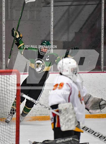 Thumbnail 3 in Mountain Vista vs. Castle View photogallery.