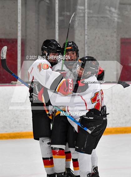Thumbnail 2 in Mountain Vista vs. Castle View photogallery.