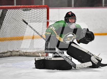 Thumbnail 2 in Mountain Vista vs. Castle View photogallery.