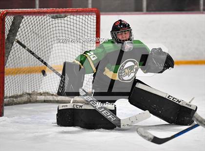 Thumbnail 3 in Mountain Vista vs. Castle View photogallery.
