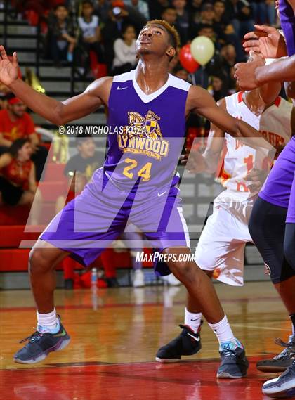 Thumbnail 3 in Lynwood vs. Dominguez photogallery.
