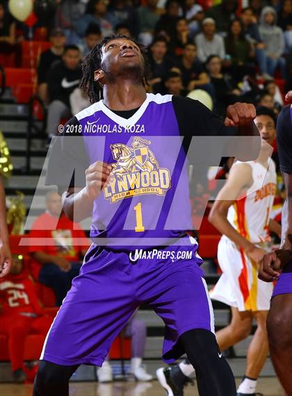 Thumbnail 2 in Lynwood vs. Dominguez photogallery.