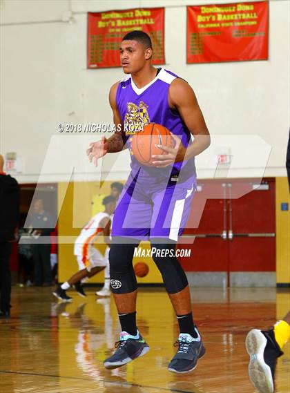 Thumbnail 3 in Lynwood vs. Dominguez photogallery.