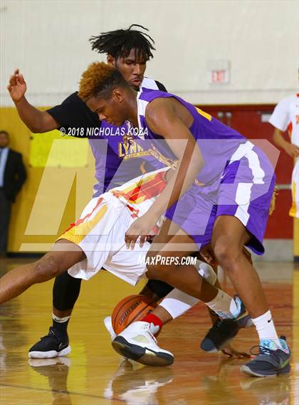 Thumbnail 3 in Lynwood vs. Dominguez photogallery.
