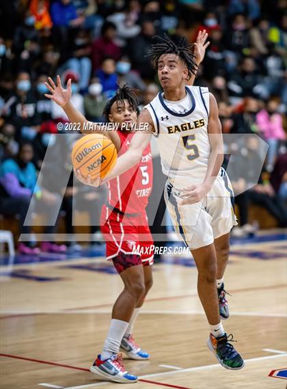 Thumbnail 2 in Northwood Temple Academy vs. Seventy-First (MLK Dream Jam at Terry Sanford) photogallery.