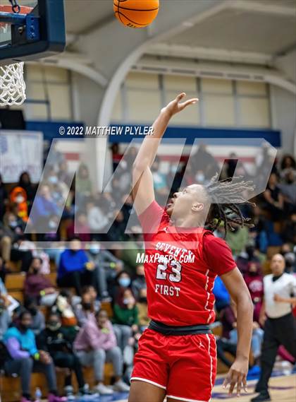 Thumbnail 3 in Northwood Temple Academy vs. Seventy-First (MLK Dream Jam at Terry Sanford) photogallery.