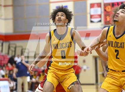Thumbnail 2 in South Bend Riley vs Jeffersonville (Fishers Holiday Classic) photogallery.