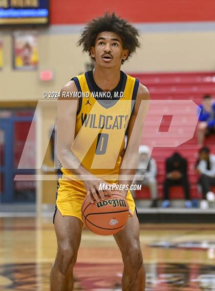 Thumbnail 3 in South Bend Riley vs Jeffersonville (Fishers Holiday Classic) photogallery.