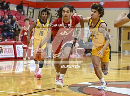 Thumbnail 2 in South Bend Riley vs Jeffersonville (Fishers Holiday Classic) photogallery.